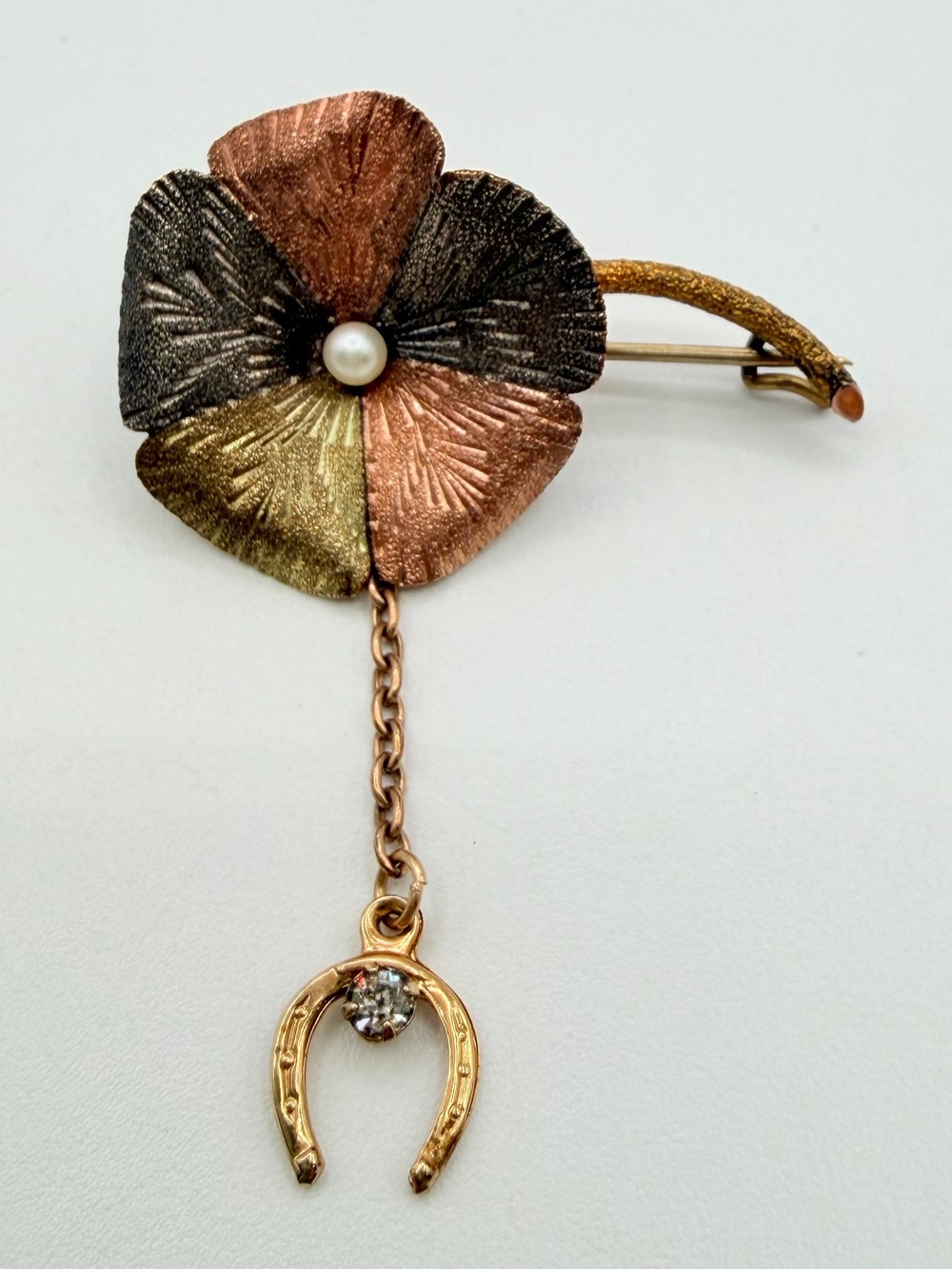 Vintage Mixed Metal Brass Flower Brooch with Horseshoe Charm – Pearl Center